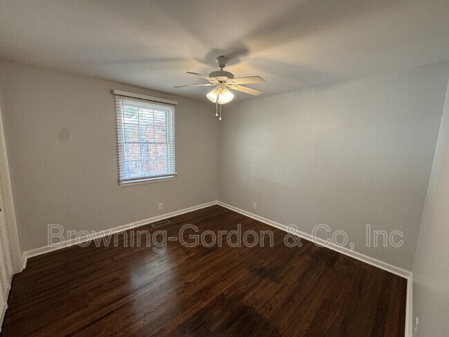 Building Photo - 118 Lincoln Ct