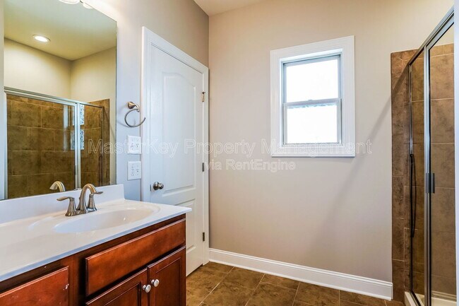 Building Photo - 705 Liberty Hill Pass