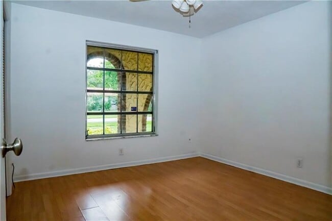 Building Photo - 1701 SW 75th Terrace