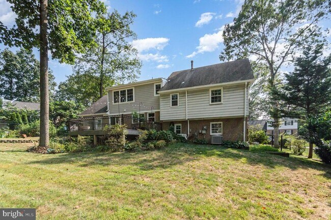 Building Photo - 519 Woodland Ct NW