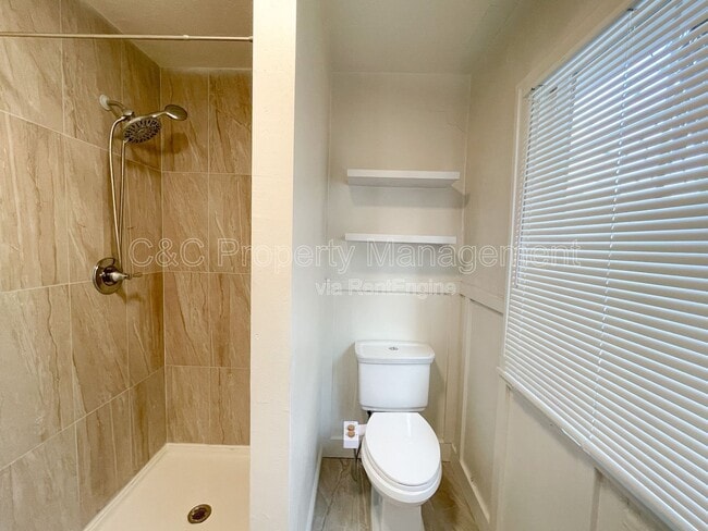 Building Photo - 426 Cortes St