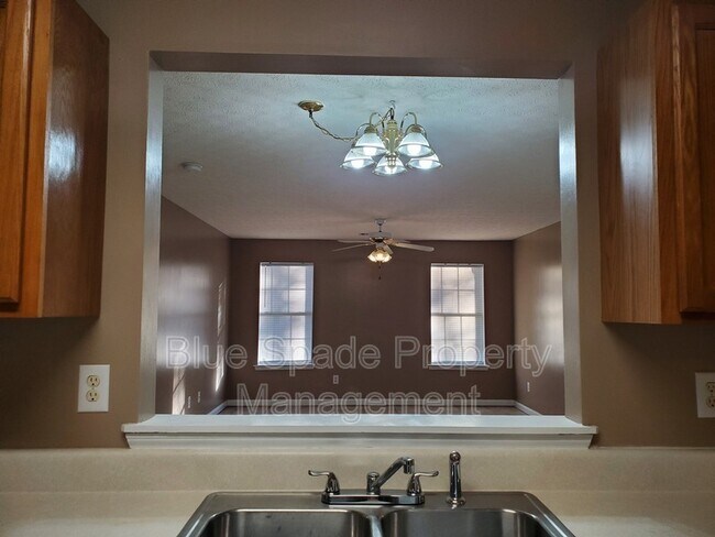 Building Photo - 6237 Dorsett Shoals Rd