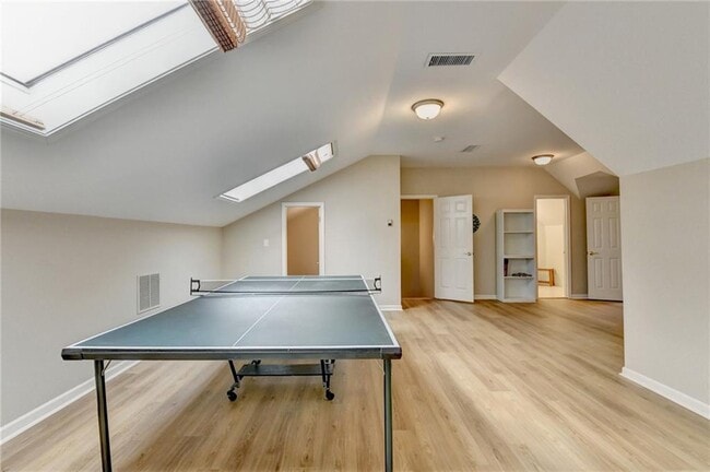 Building Photo - 106 Magnolia Grove