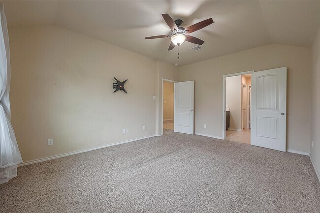 Building Photo - 18118 Trace Pointe Ln