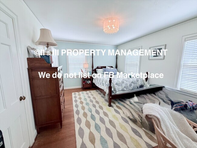 Building Photo - 1314 W Red Bridge Rd