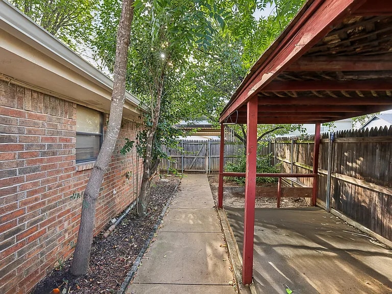 Building Photo - 2812 Springhaven Ct