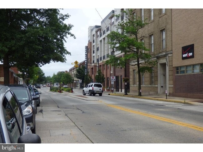 Building Photo - 574 Haddon Ave