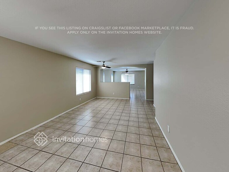 Building Photo - 10467 W Sunflower Pl