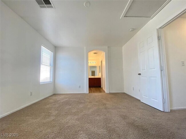 Building Photo - 6062 St Petersburg Dr