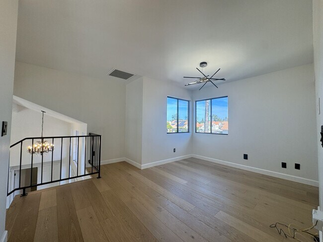 Building Photo - BEAUTIFUL 3 BEDROOM 3 BATH CORNER LOT WITH POOL AND LARGE BACKYARD NORTH SCOTTSDALE