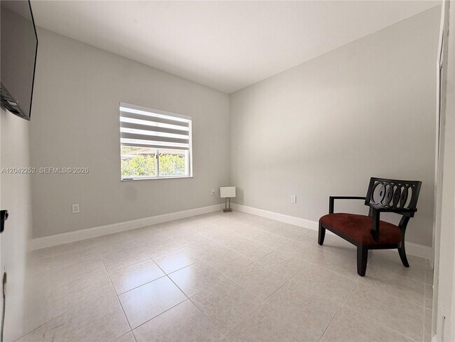 Building Photo - 11242 SW 244th Terrace
