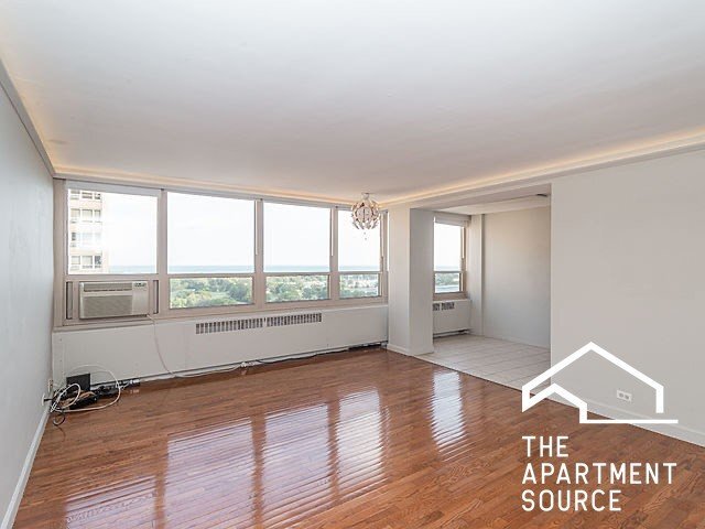 Building Photo - 3950 N Lake Shore Dr