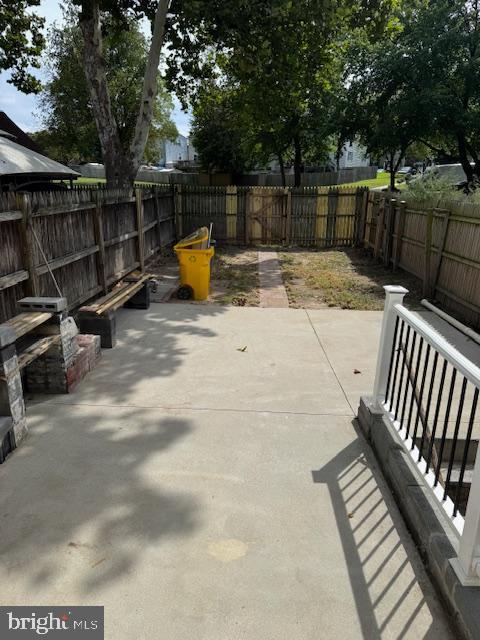 Building Photo - 1296 Holmespun Dr