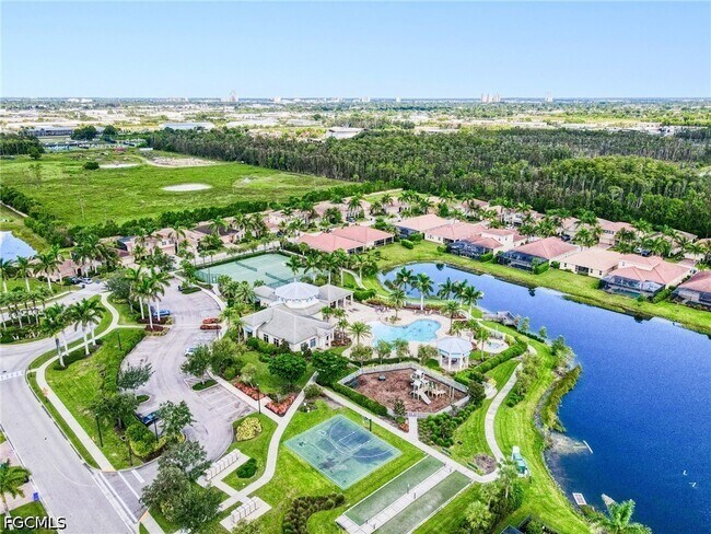 Building Photo - 3278 Birchin Ln