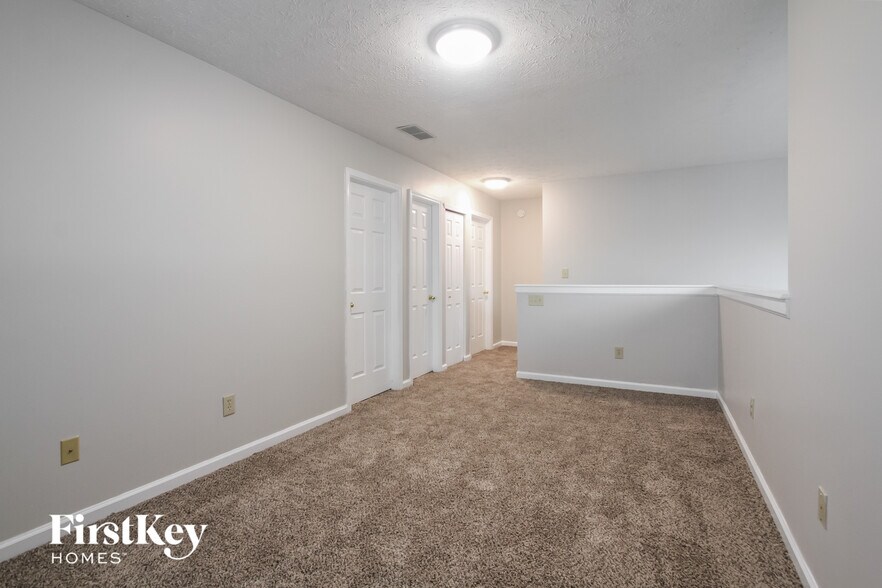 Building Photo - 6243 Glen Flint Ct