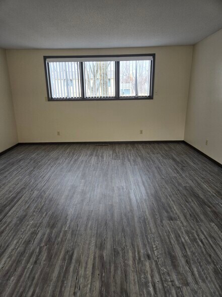 Building Photo - 1235A Thiher Dr