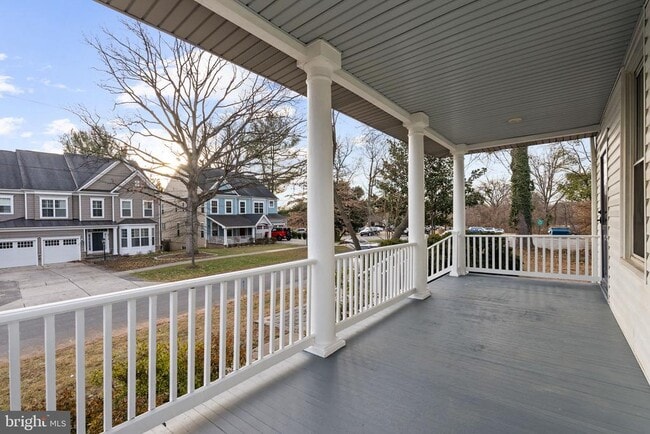 Building Photo - 10512 Warfield St