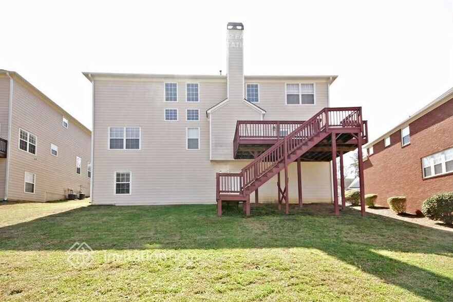 Building Photo - 7120 Thoreau Cir