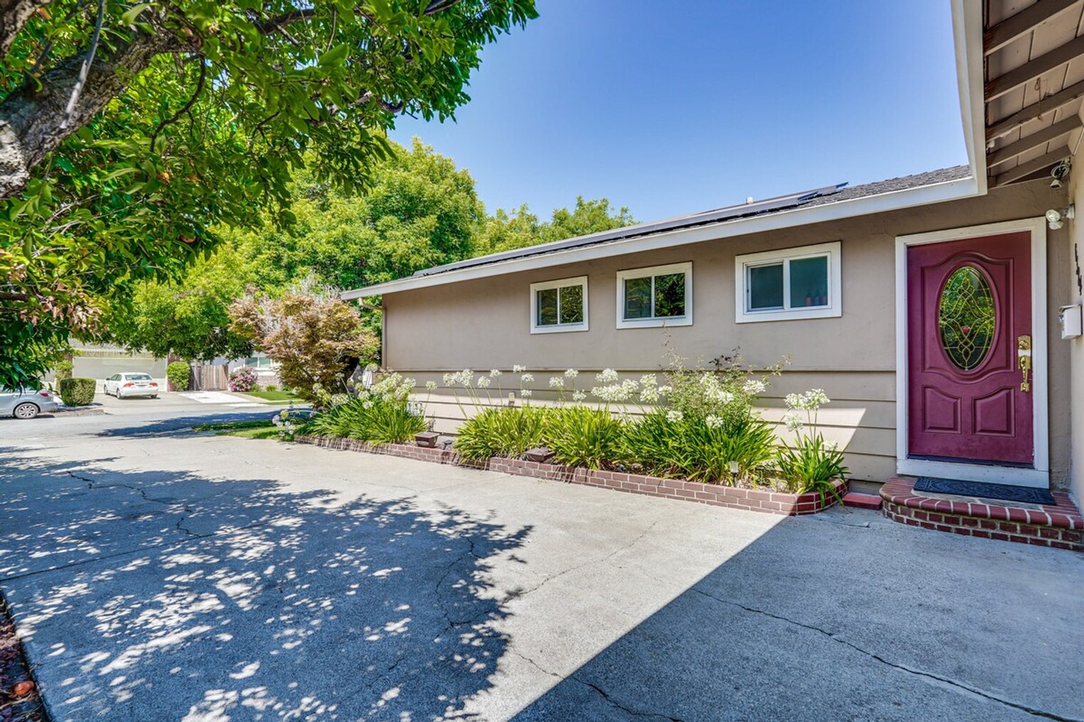 Building Photo - 6402 Tamalpais Ave