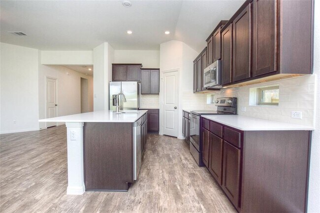 Building Photo - 1449 Morning View Rd