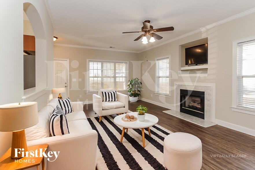 Building Photo - 13432 Glencreek Ln