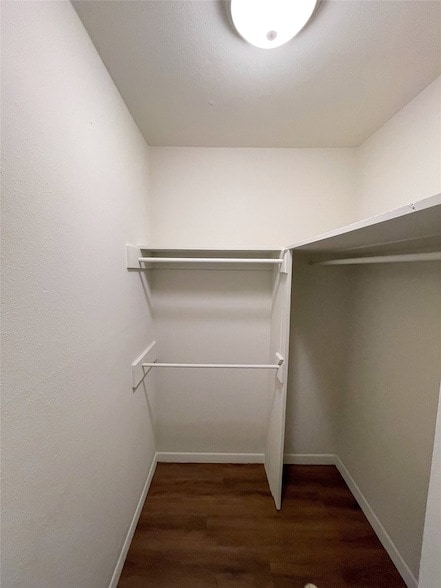 Building Photo - 1016 W Gandy St