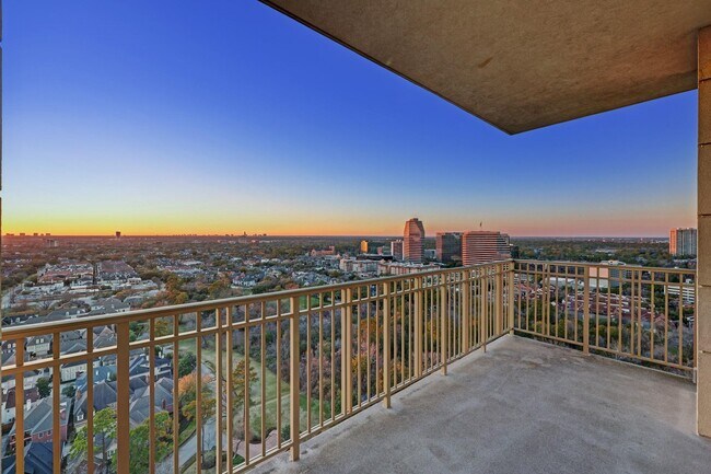 Building Photo - 1100 Uptown Park Blvd