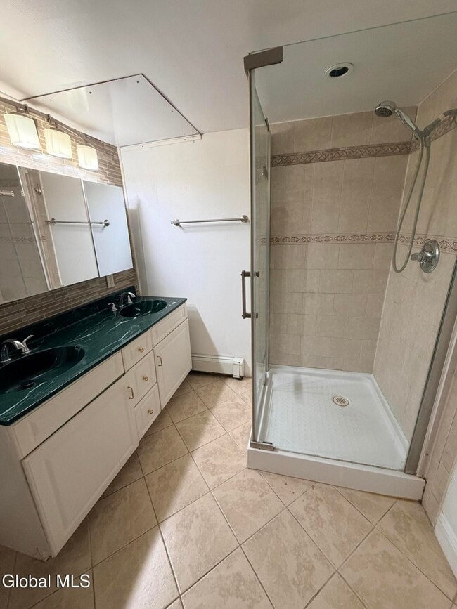 Building Photo - 200 Mohawk St