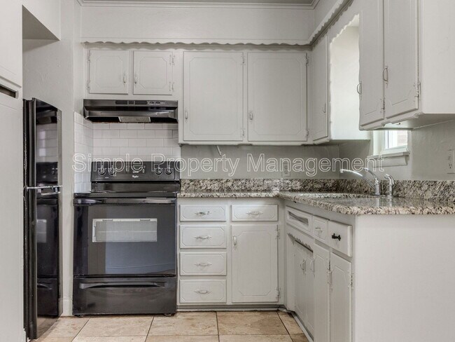 Building Photo - 2934 NW 32nd St