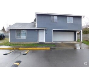 Building Photo - 3Bd/2.5Ba Two Story House - Available Soon!