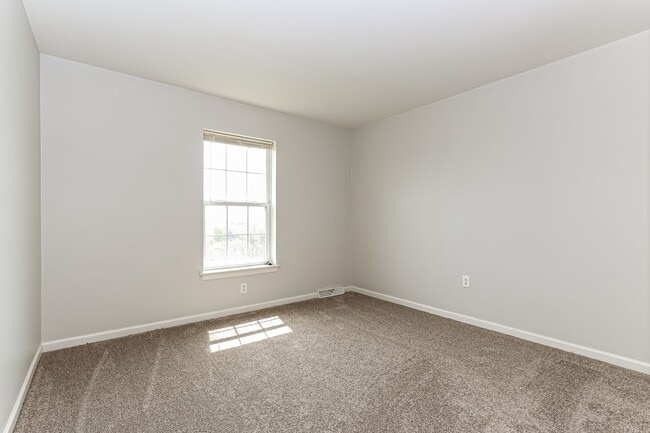 Building Photo - Beautiful 3 Bed, 4 Bath Home in Ephrata