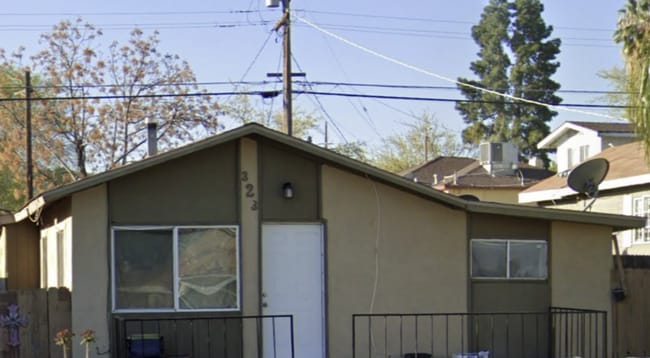 Building Photo - 2 Bed 1 Bath Home Taft CA