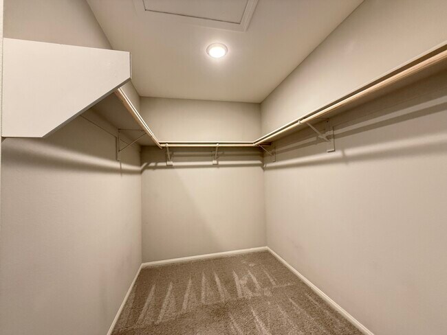 Building Photo - 5520 Bonita Park Ct