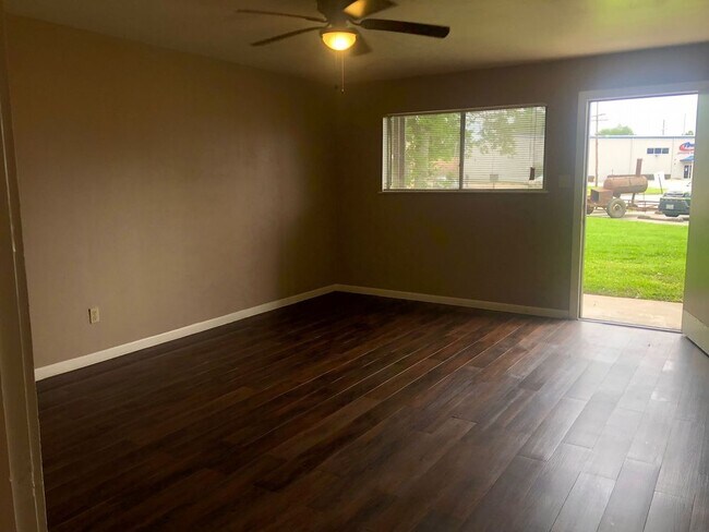 Building Photo - 1/1 in Port Neches PNGISD