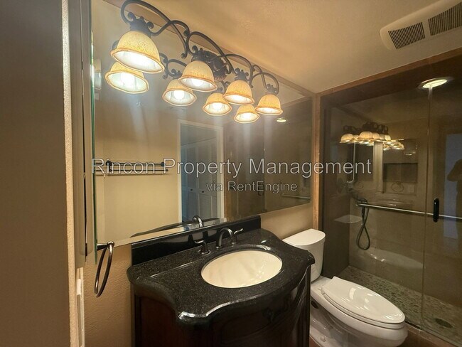 Building Photo - 4551 Costa De Oro