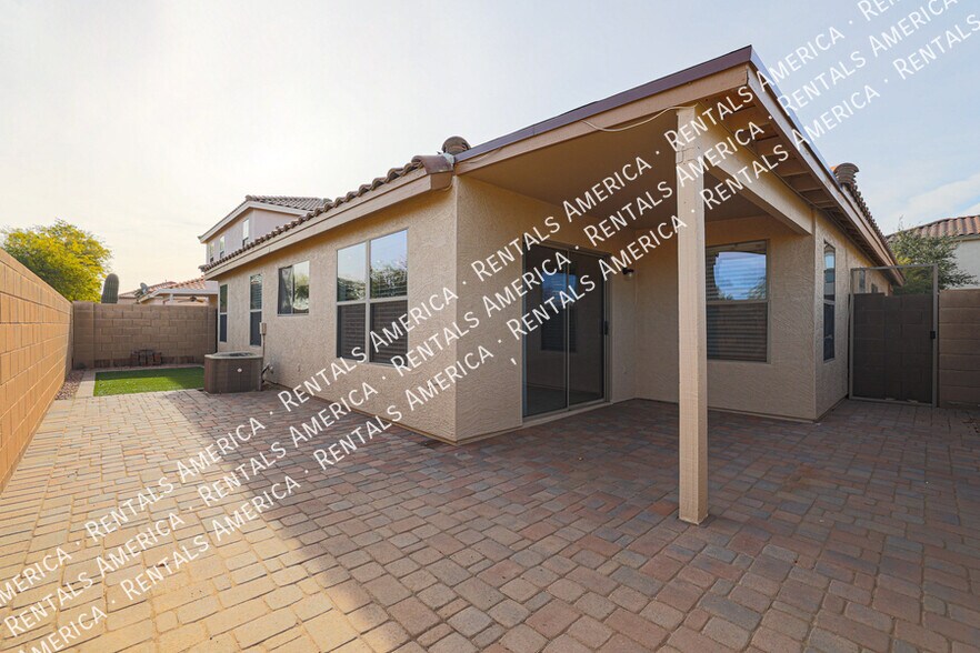 Building Photo - 1324 S Mosley Ct