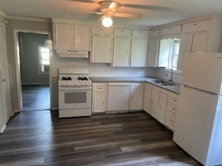 Building Photo - KX Wealth Fund 1