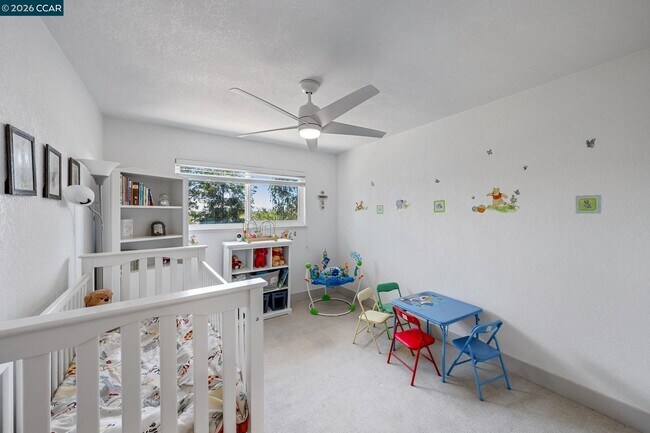 Building Photo - 1208 Roseann Dr