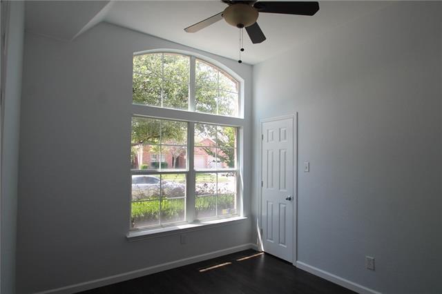 Building Photo - 2209 Lanshire Dr