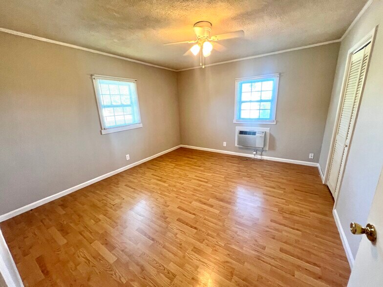 Upstairs Bedroom 2 - 671 Godley Rd