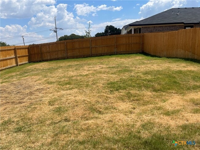 Building Photo - 302 Agua Chiquita Ct