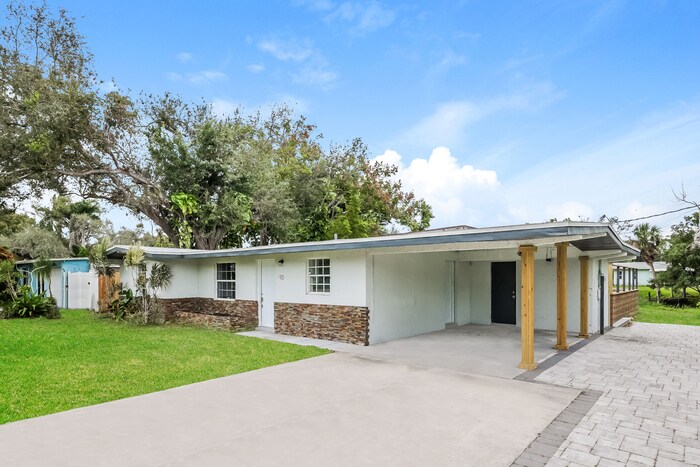 Building Photo - 93 E Mariana Ave