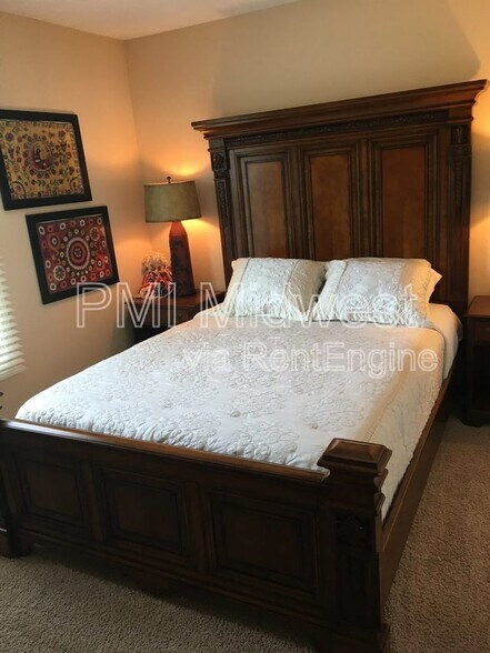 Building Photo - 7569 Cherryhill Dr