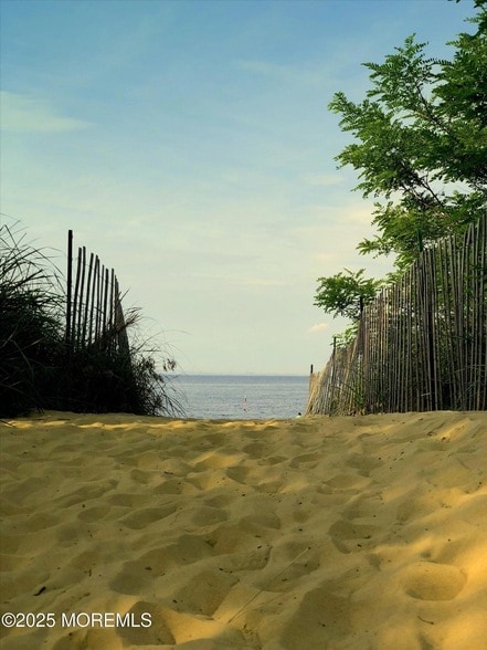 Building Photo - 15 Griggs Ave