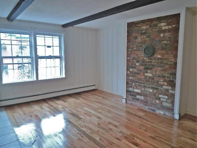 Building Photo - 24 Fayette St