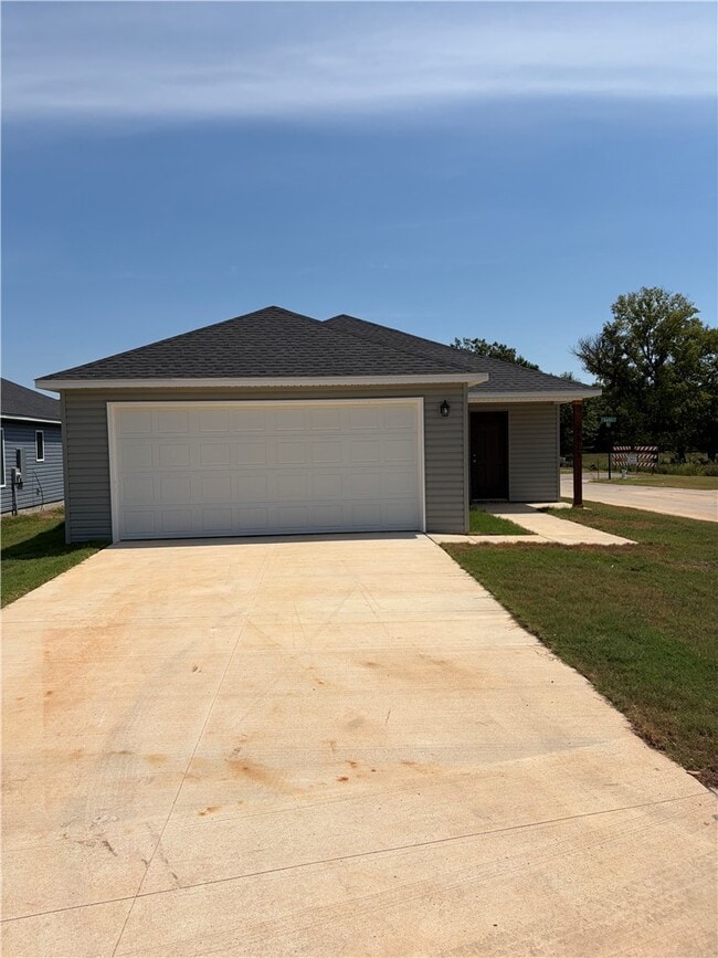 Building Photo - 2813 S Ouachita Dr