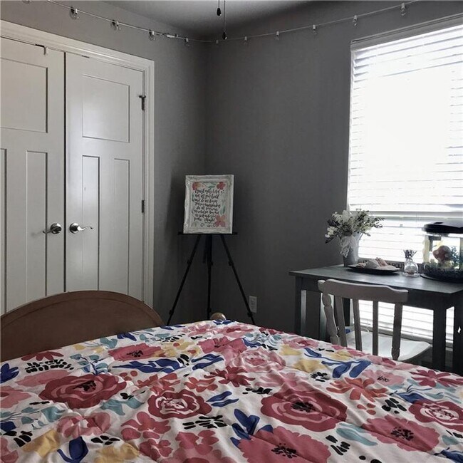 Building Photo - 3317 Lakeshire Ridge Way