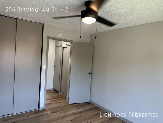 Building Photo - 256 Birmingham St