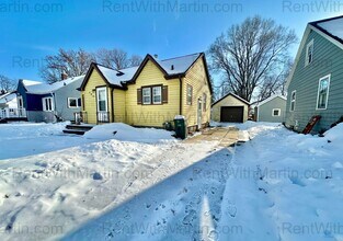 Building Photo - FOR RENT- 657 Dawson- Pets ok with conditions- Recent Remodel!