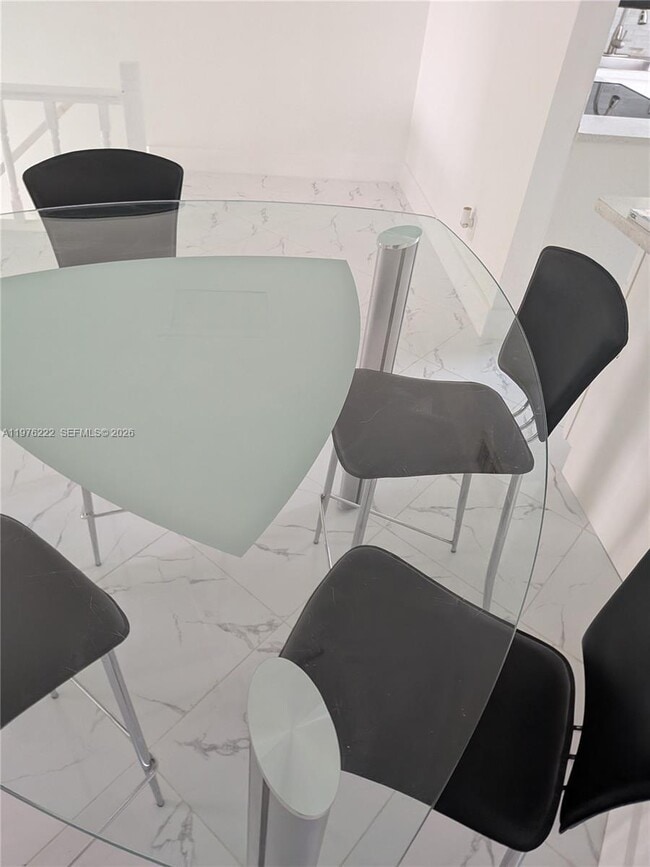 Building Photo - 108 Gardens Dr